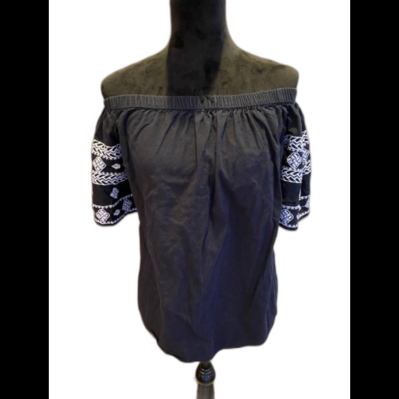 Old Navy Blouse Size Small Top Boho Peasant Black Off the Shoulder (or on) - Picture 2 of 8